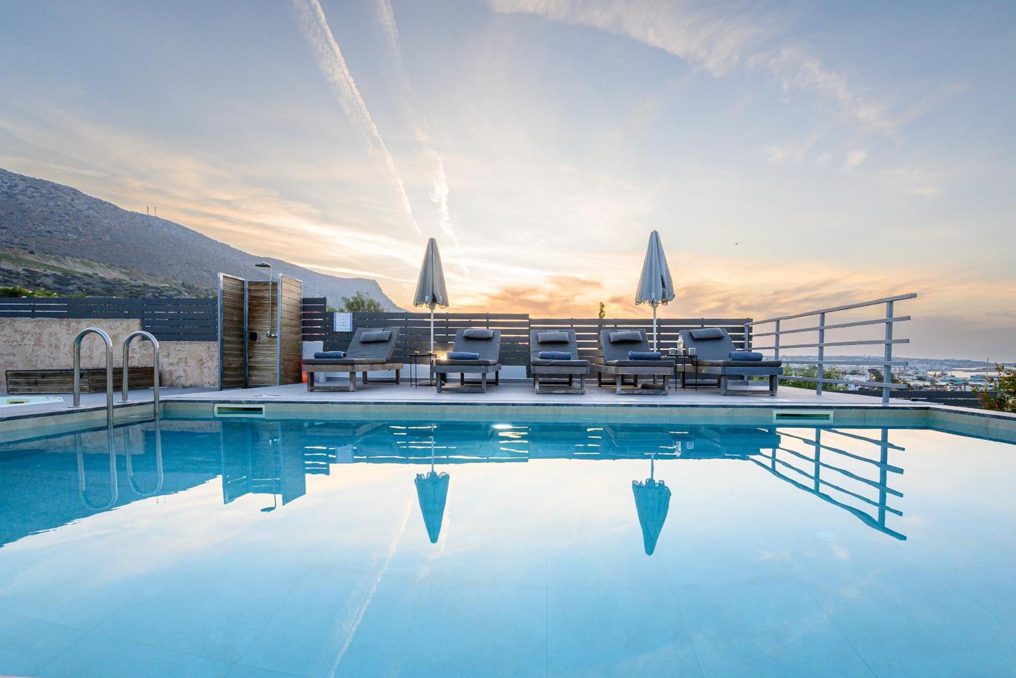 Queen'S Gem Luxury Villa - Heated Jacuzzi & Pool Hersonissos  Exterior foto